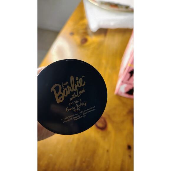 1993 from Barbie with Love Roman Holiday Collectible Figurine Enesco - Picture 6 of 6